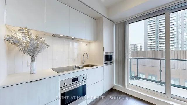 Additional image 12 of 130 River St Unit 1406