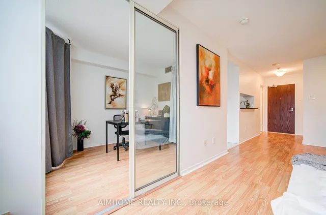 Additional image 29 of 1055 Bay St Unit 603