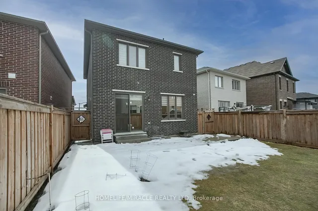 Additional image 49 of 5 Emily St