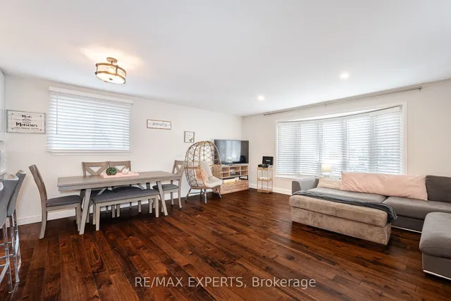 Additional image 6 of 92 Ambleside Dr