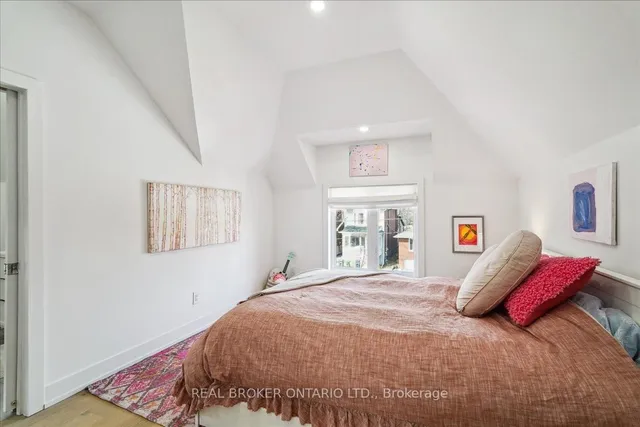 Additional image 22 of 43 Vanevery St