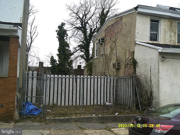 5527 Sprague St, Philadelphia, PA 19138