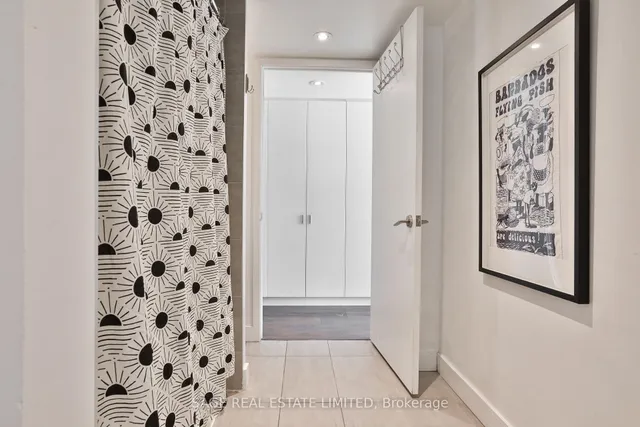 Additional image 16 of 110 Charles St Unit 404