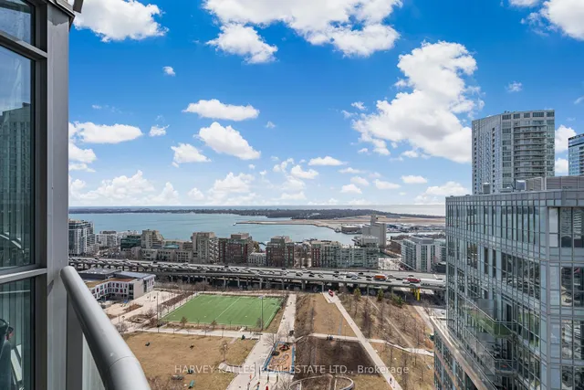 Additional image 30 of 21 Iceboat Terr Unit 2909