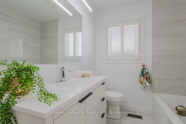 Additional image 12 of 585 East 27th St