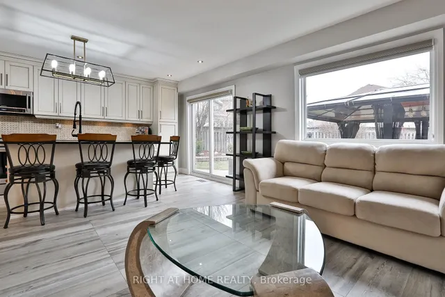 Additional image 18 of 25 Rockford Ru