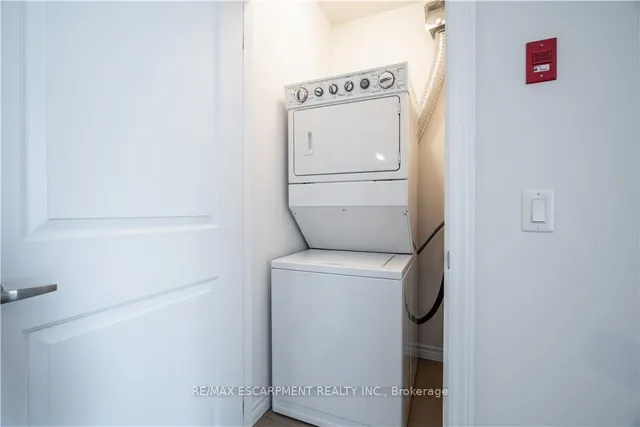 Additional image 29 of 95 Wilson St Unit 204