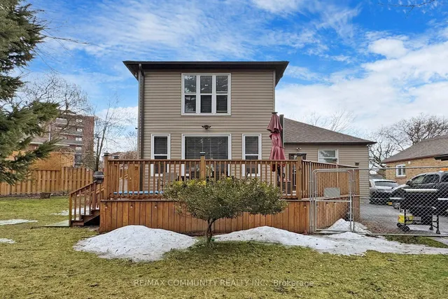 Additional image 30 of 142 Meighen Ave