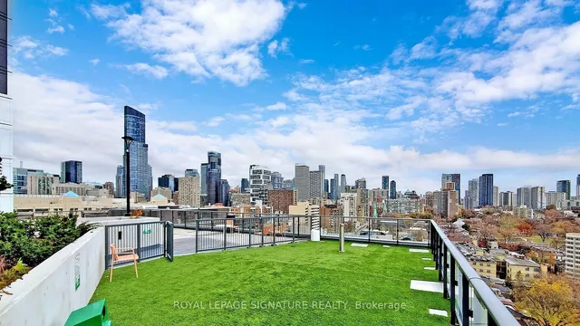 Additional image 38 of 251 Jarvis St Unit 4304