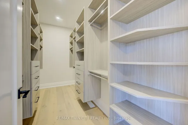 Additional image 24 of 47 Pioneer Ridge Dr