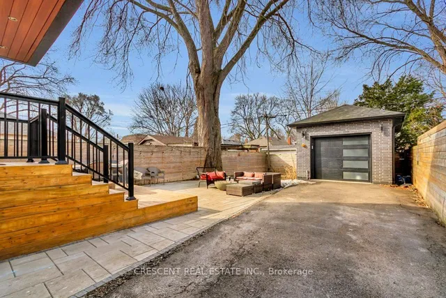 Additional image 9 of 1204 Islington Ave