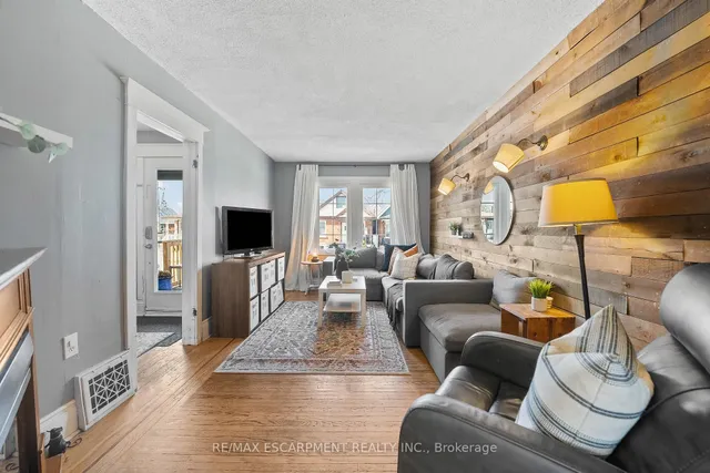 Additional image 11 of 124 Cameron Ave