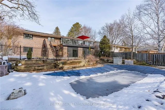 Additional image 34 of 75 Robinhood Dr