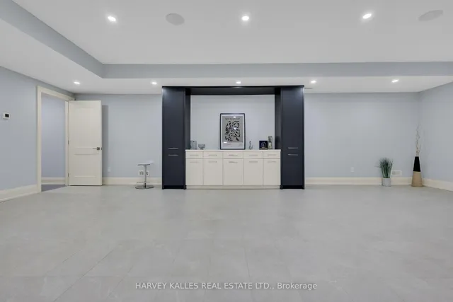 Additional image 5 of 29 Leland Ave