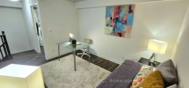 Additional image 11 of 106 Varna Dr Unit 10