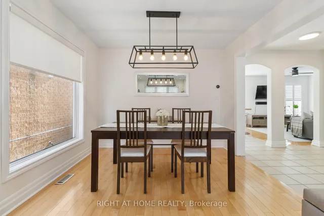 Additional image 5 of 943 McDuffe Cres