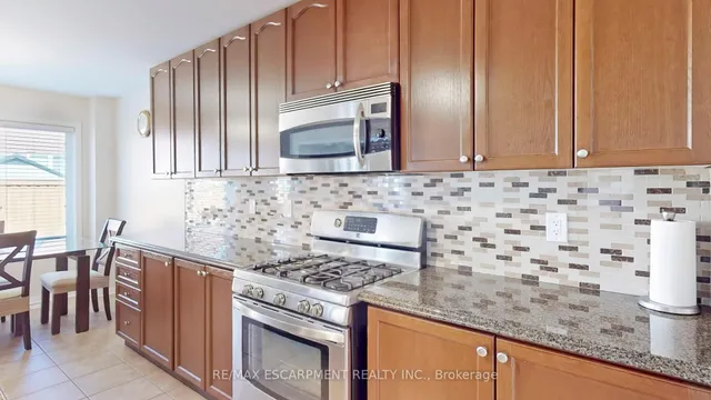 Additional image 11 of 37 Arkwright Dr