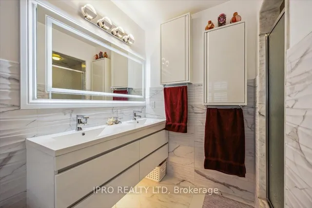 Additional image 27 of 36 Pacific Wind Cres