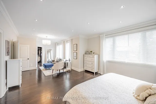 Additional image 21 of 54 Parkchester Rd