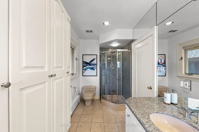 Additional image 26 of 210 Glengrove Ave