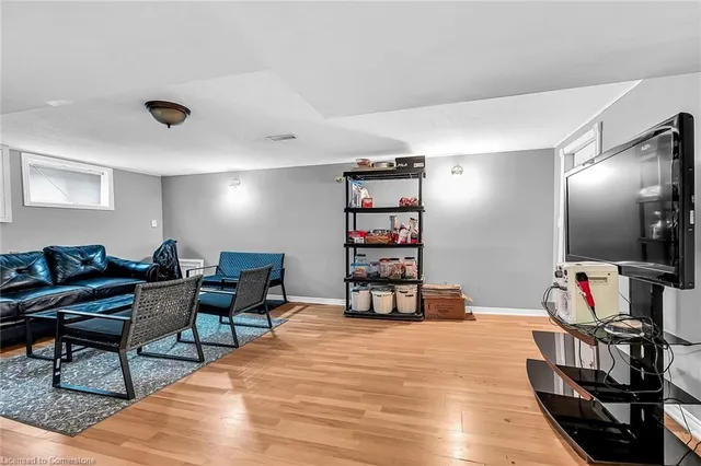 Additional image 29 of 940 Mohawk Rd