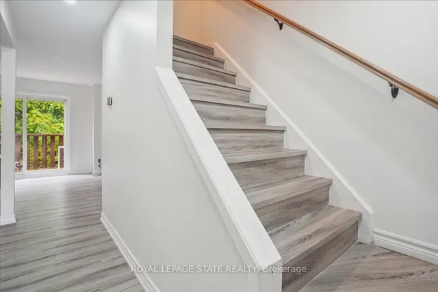 Additional image 15 of 36 Greendale Dr Unit 12