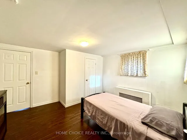 Additional image 28 of 48 South Woodrow Blvd