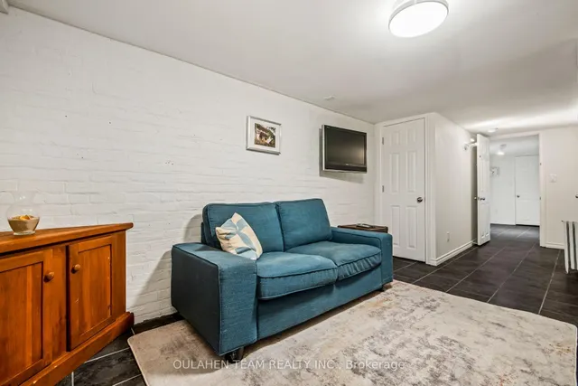 Additional image 24 of 115 Gore Vale Ave