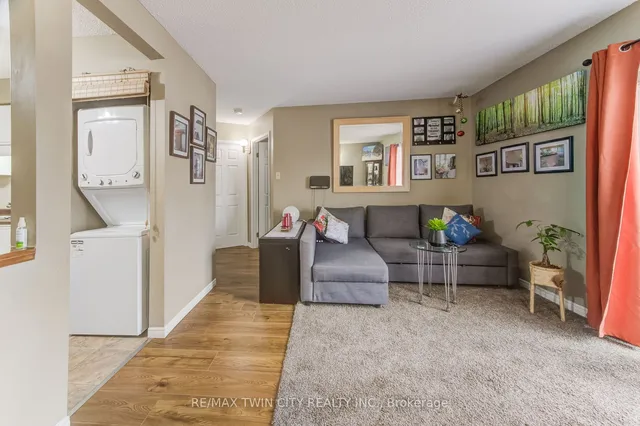 Additional image 14 of 266 Overlea Dr