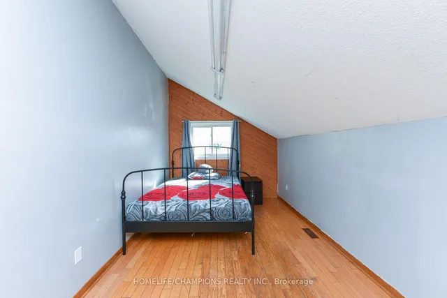 Additional image 26 of 41 Broadbridge Dr