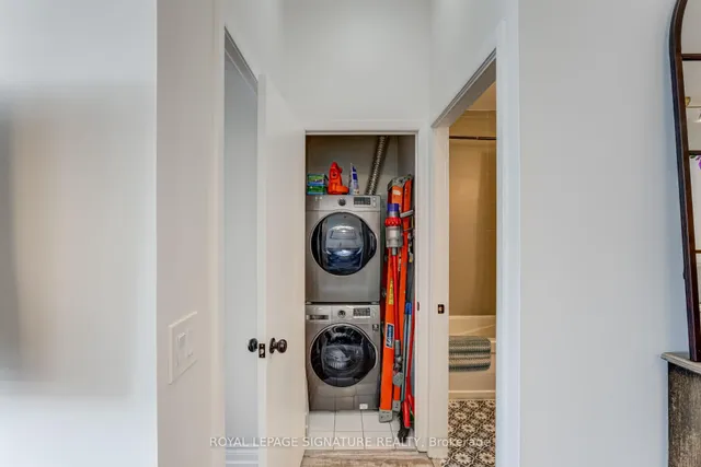 Additional image 12 of 231 Fort York Blvd Unit 110