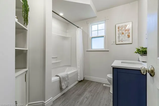 Additional image 24 of 2 Bond St