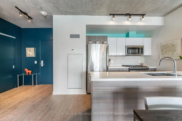 Additional image 9 of 608 Richmond St Unit 1206