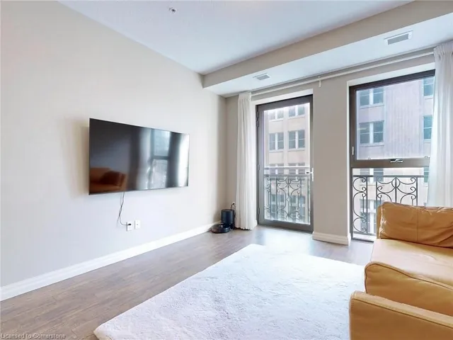 Additional image 16 of 112 King St Unit 606