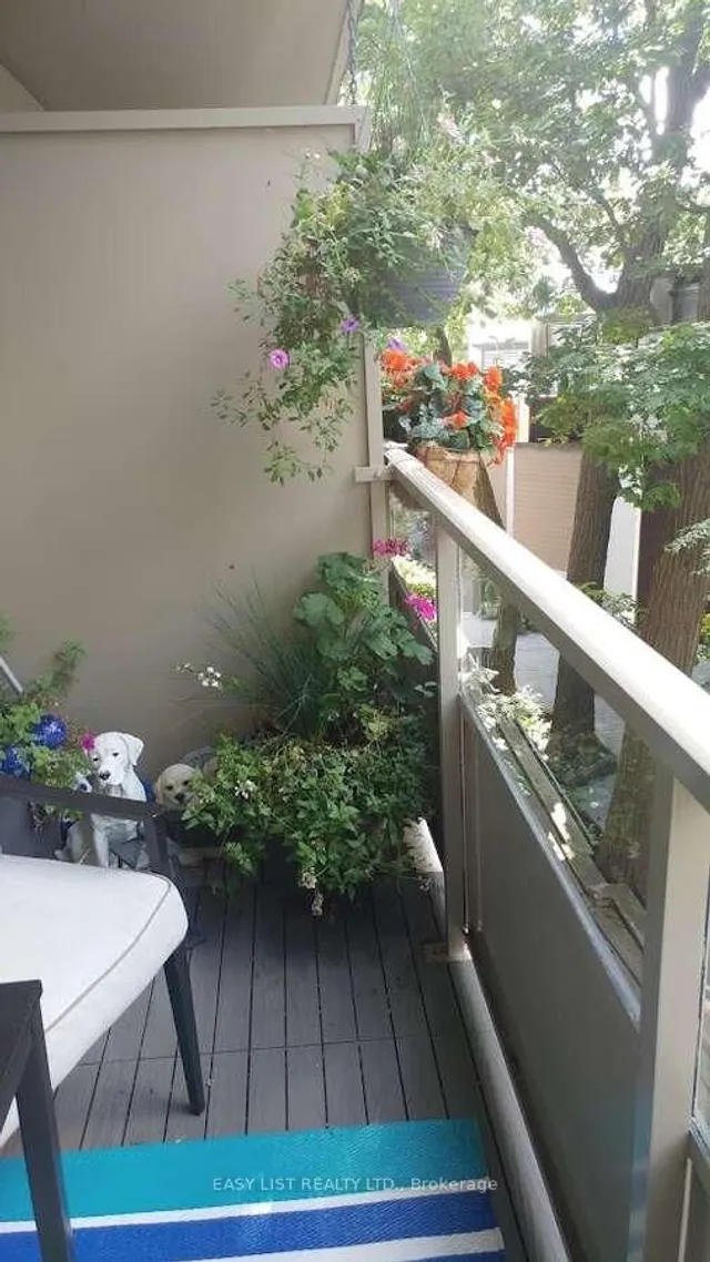 Additional image 21 of 2368 Queen St Unit 15