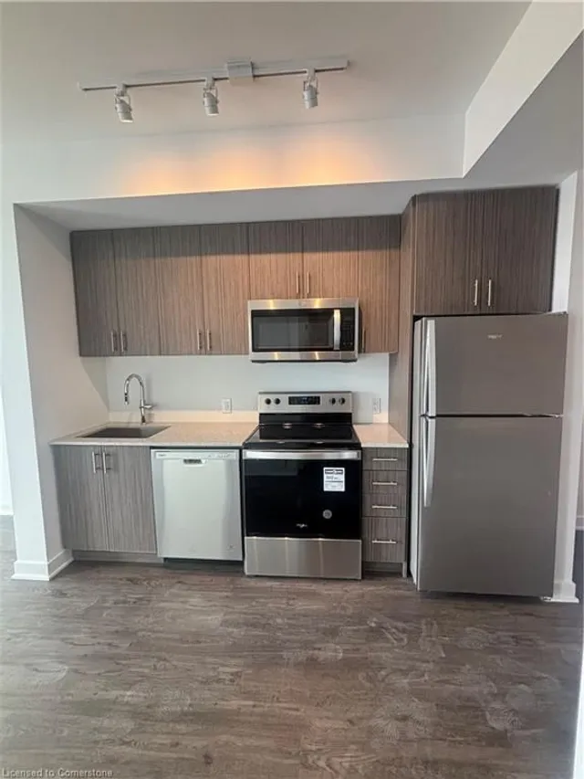 Additional image 7 of 2782 Barton St Unit 301