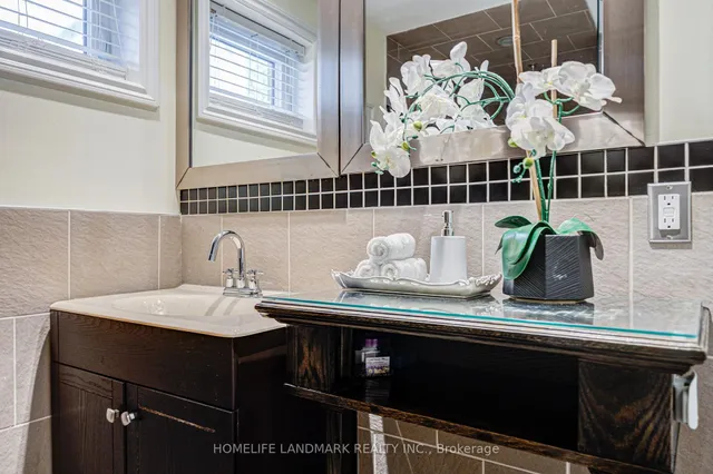 Additional image 38 of 2165 Dunedin Rd