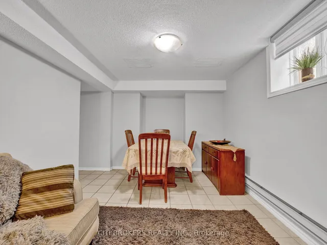 Additional image 38 of 123 Sal Circ