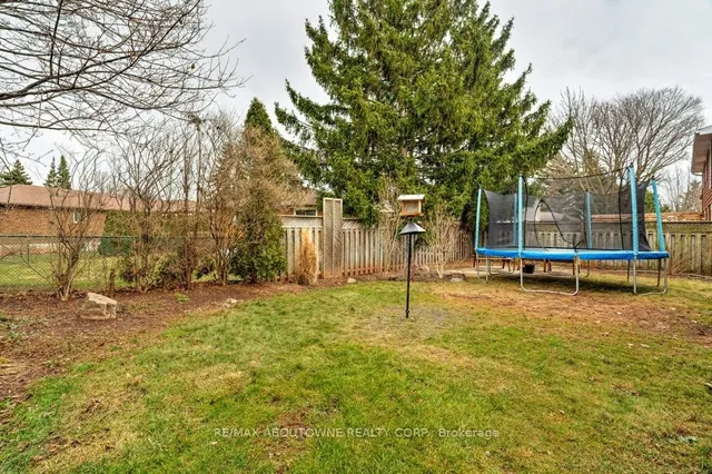 Additional image 35 of 1187 Lambeth Rd