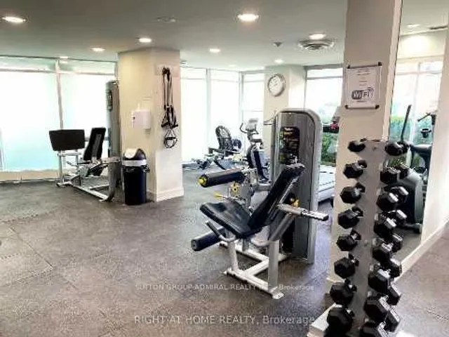 Additional image 27 of 600 Queens Quay Unit 705