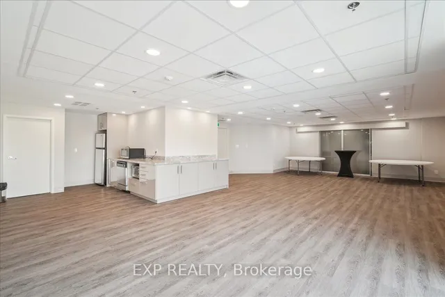Additional image 33 of 9 George St Unit 706
