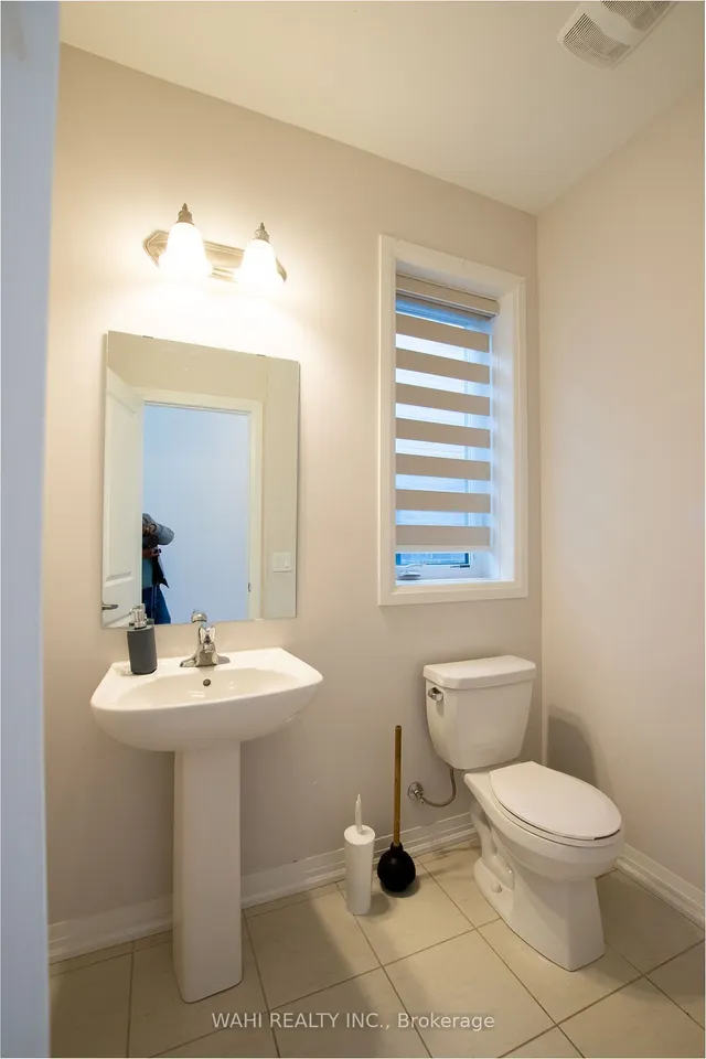 Additional image 19 of 39 Yale Dr