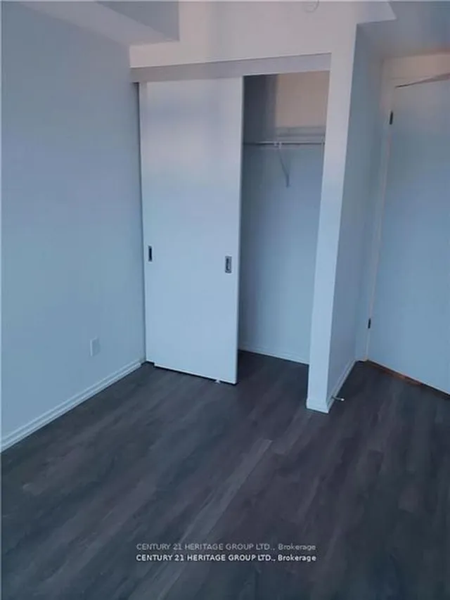 Additional image 13 of 197 Yonge St Unit 4614