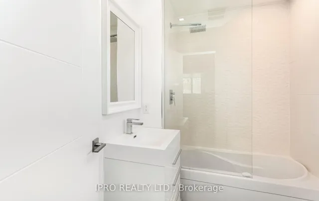 Additional image 30 of 103 Allingham Gdns