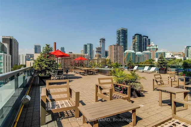 Additional image 39 of 500 Sherbourne St Unit 3006