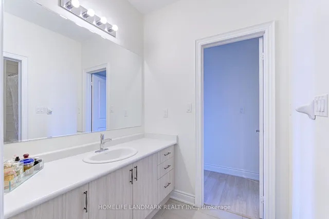 Additional image 6 of 11 Grierson Tr