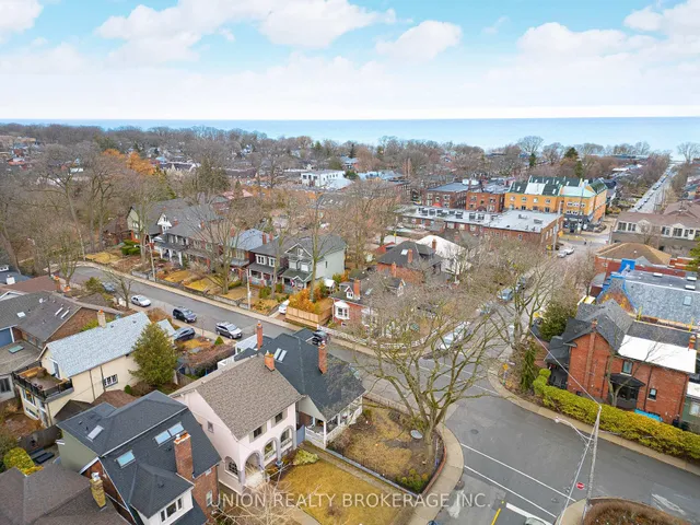 Additional image 33 of 143 Hammersmith Ave