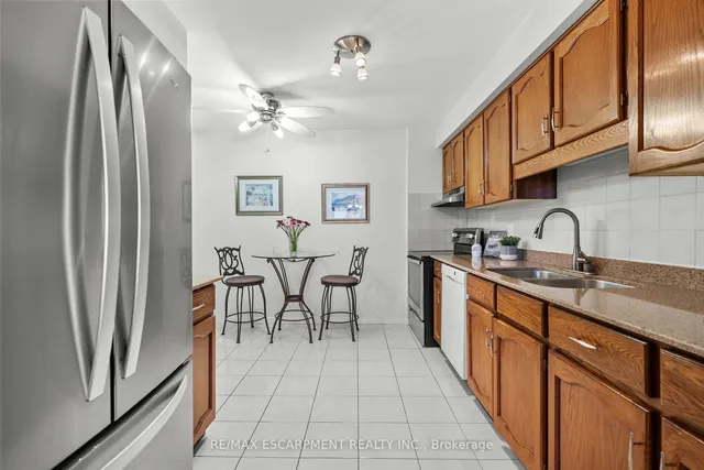 Additional image 6 of 3050 Pinemeadow Dr Unit 40