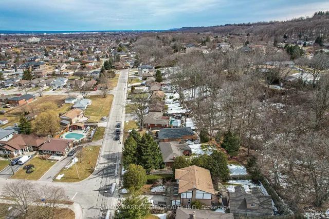 Additional image 30 of 122 Pine Dr