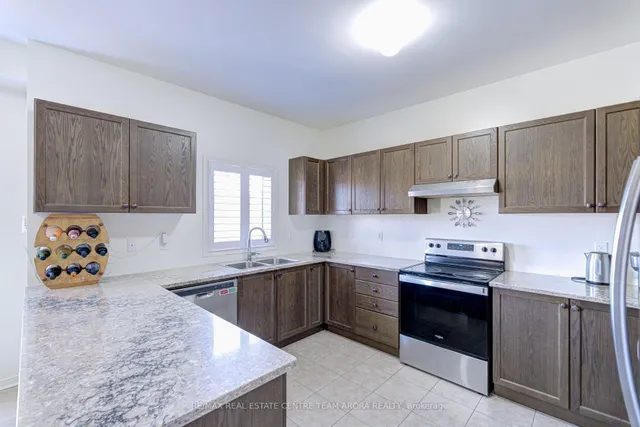 Additional image 14 of 24 Cookview Dr